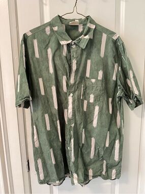 La Paz - green short sleeve button up XL